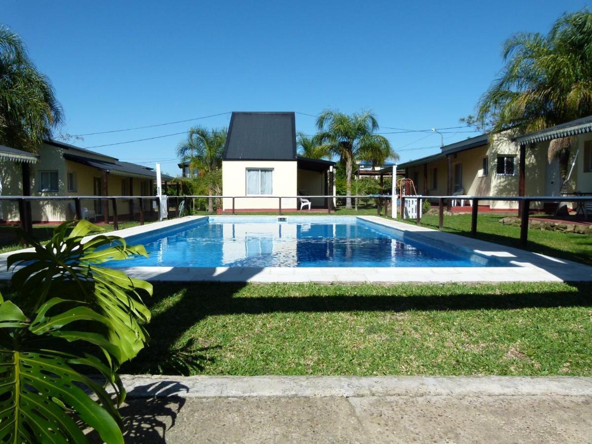 Los Palmares Del Urugua-I Bungalows Colón Екстериор снимка